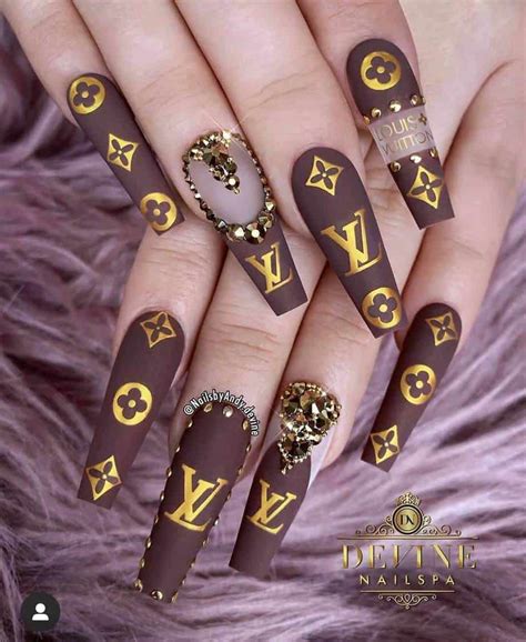 Louis Vuitton press on nails